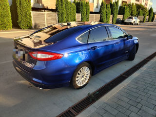 Ford Fusion foto 3