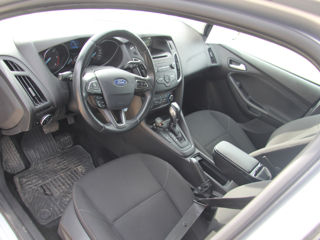 Ford Focus foto 12