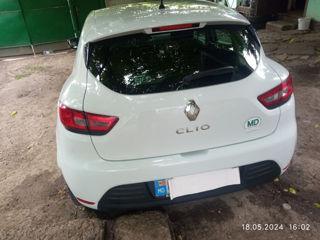 Renault Clio foto 4