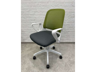 SmartPoint White - 2'200 lei. Fotolii si scaune pentru birou. Livrare gratis! foto 4