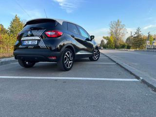 Renault Captur foto 2