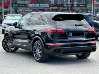 Porsche Cayenne foto 1