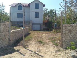 Продается дом в Думбраве, 3 уровня, 120 кв.м. + 6 соток земли foto 1