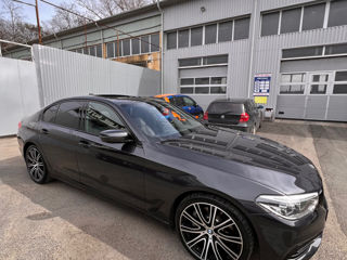 BMW 5 Series foto 6