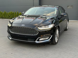 Ford Mondeo foto 2