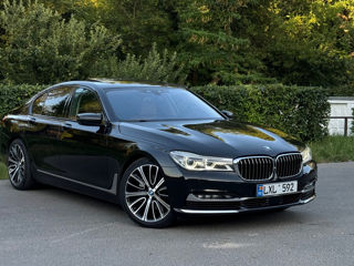 BMW 7 Series foto 2