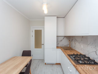 Apartament cu 3 camere, 70 m², Râșcani, Chișinău foto 3