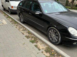 Mercedes E-Class foto 3