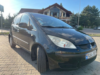 Mitsubishi Colt foto 3