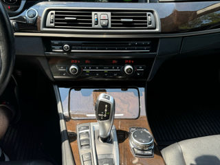 BMW 5 Series foto 7