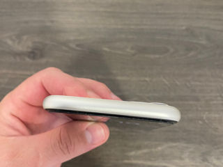 IPhone 11 128 gb foto 5