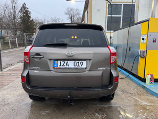 Toyota Rav 4 foto 6