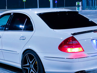 Mercedes E-Class foto 11