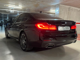 BMW 5 Series foto 4