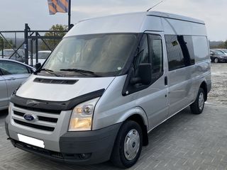 Ford Transit foto 1