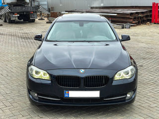 BMW 5 Series foto 4