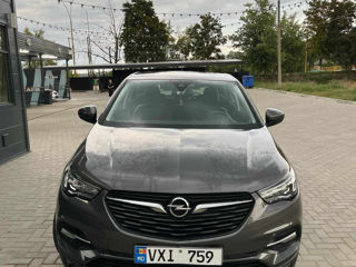 Opel Grandland X foto 2