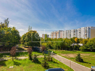 Apartament cu 4 camere, 104 m², Râșcani, Chișinău foto 12