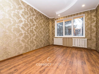 Apartament cu 3 camere, 78 m², Buiucani, Chișinău foto 3