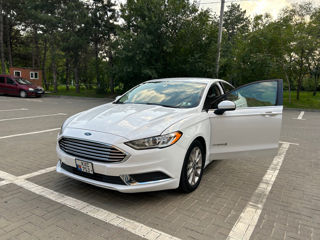 Ford Fusion foto 1