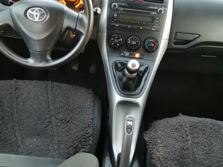 Toyota Auris foto 8