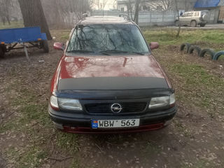 Opel Astra foto 6