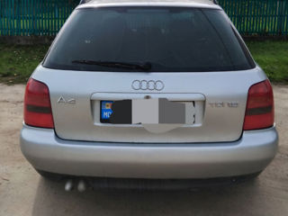 Audi A4 foto 2