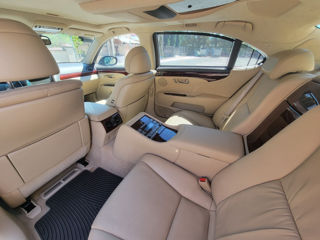 Lexus LS Series foto 5