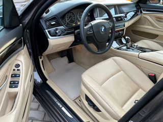 BMW 5 Series foto 7