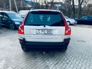 Volvo XC90 foto 2