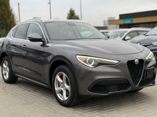 Alfa Romeo Stelvio foto 2