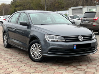 Volkswagen Jetta foto 5