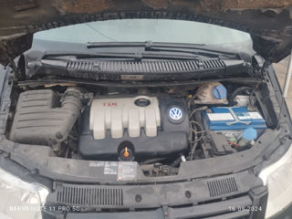 Volkswagen Sharan foto 8