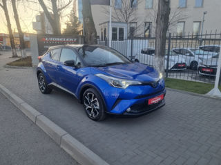 Toyota C-HR foto 3