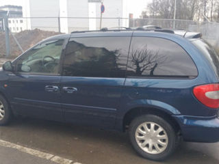 Chrysler Voyager foto 3