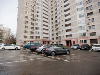 Apartament cu 3 camere, 82 m², Râșcani, Chișinău foto 15