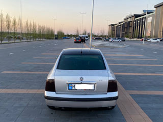 Volkswagen Passat foto 6