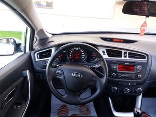 KIA Ceed foto 8