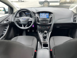 Ford Focus foto 9