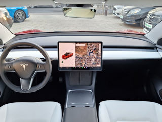 Tesla Model 3 foto 8