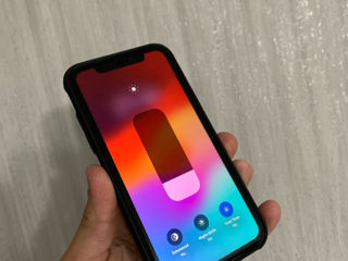 iPhone XR 64gb foto 2