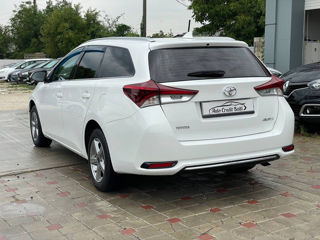 Toyota Auris foto 6