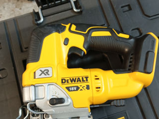 Dewalt DCS 334 foto 2