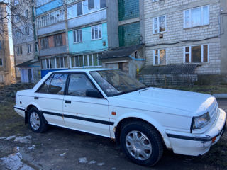 Nissan Bluebird foto 3