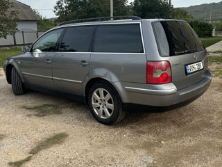 Volkswagen Passat foto 4