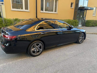 Mercedes E-Class foto 2