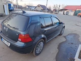 Volkswagen Golf foto 2