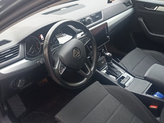 Skoda Superb foto 6