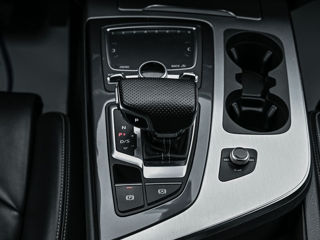 Audi Q7 e-tron foto 13
