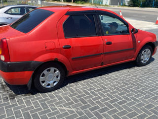 Dacia Logan foto 5